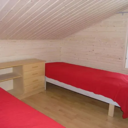2 By Interhome בית נופש